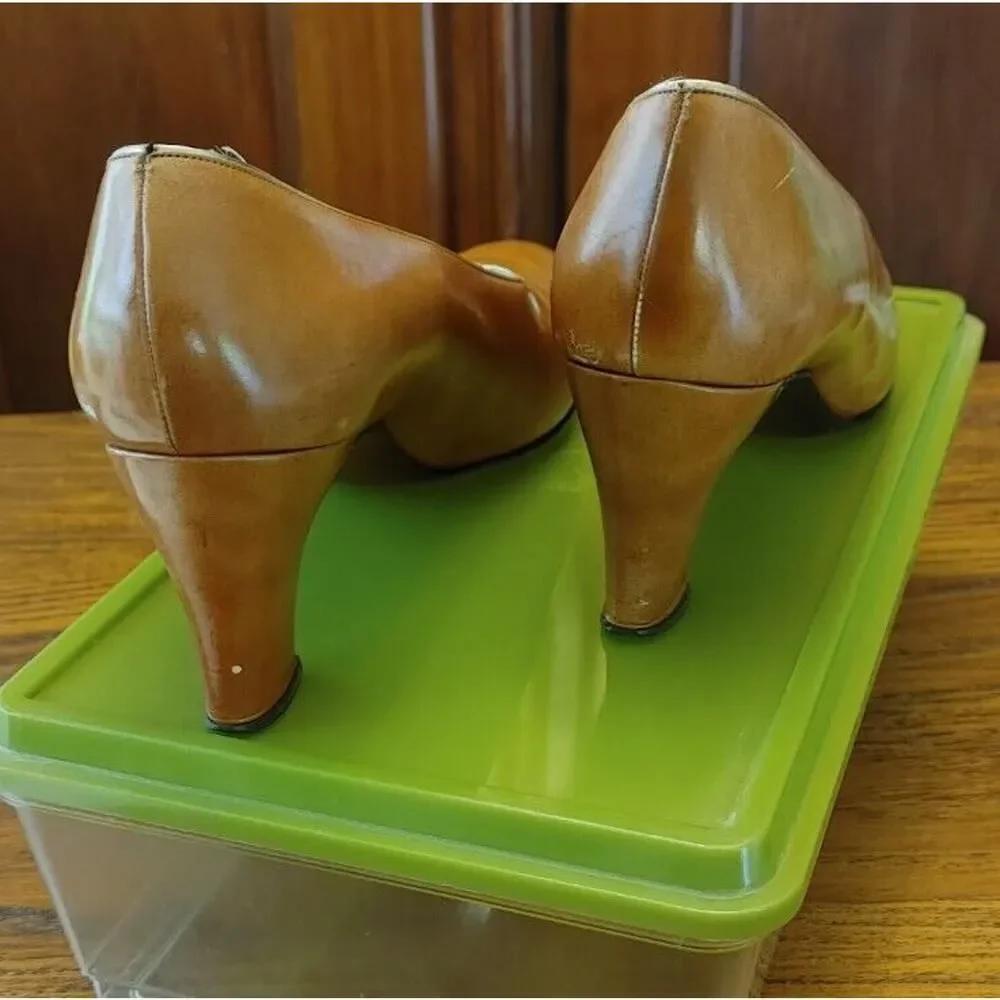 Luxe Retro Vintage Ladies Shoes d'Antonio NY Sable Brown 8 AA